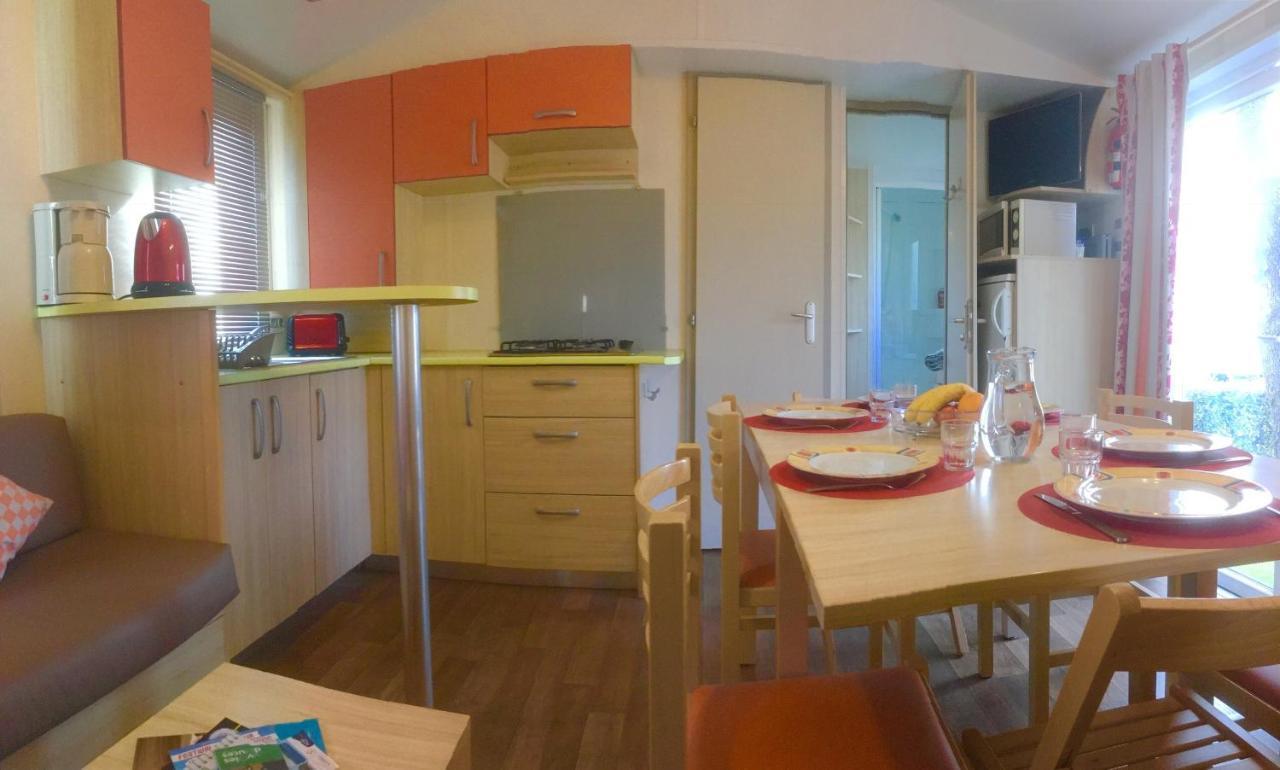 Mobilhome Climatise 3Ch 6P Dans Parc Des 7 Fonts Agde Buitenkant foto