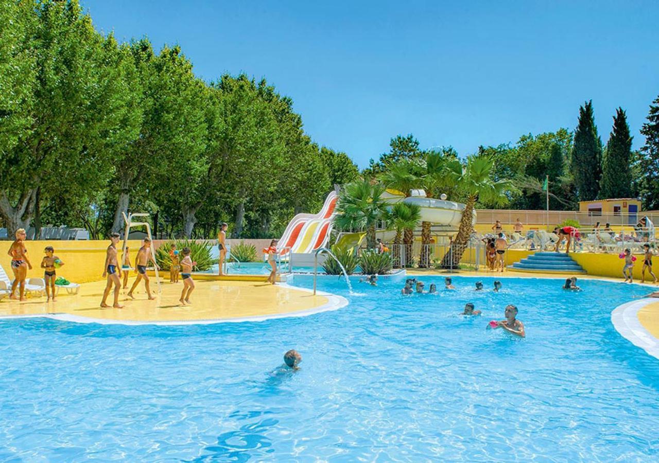 Mobilhome Climatise 3Ch 6P Dans Parc Des 7 Fonts Agde Buitenkant foto